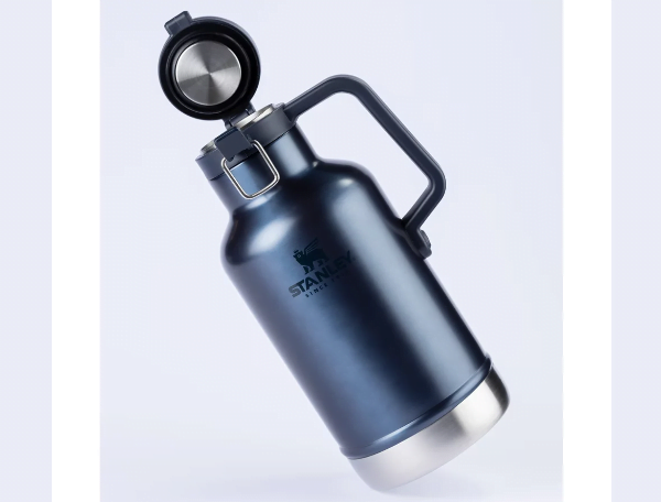 Promoção de Growler Térmico Classic Stanley nightfall 1.9L